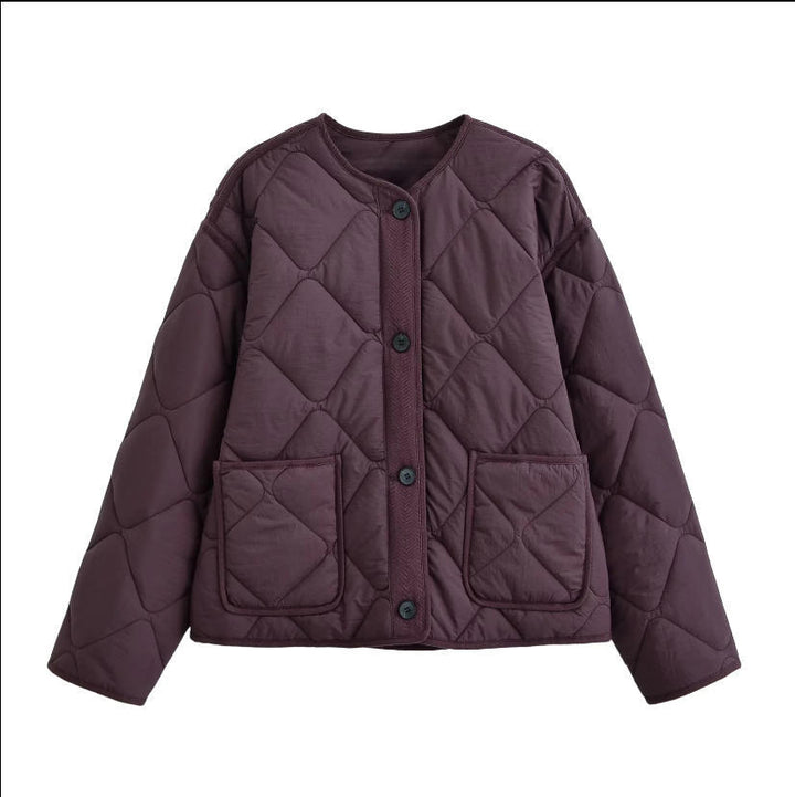 Damen 10+ gefütterte gesteppte Boxy‑Kurzjacke mit Rundhalsausschnitt, durchgehender Knopfleiste und aufgesetzten Taschen Drune