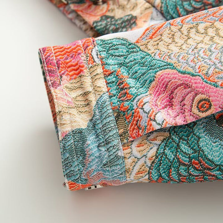 Damen Kurze Bouclé-Tapestry-Jacke mit ornamentalem Vogelprint, Pattentaschen und Stehkragen Drune