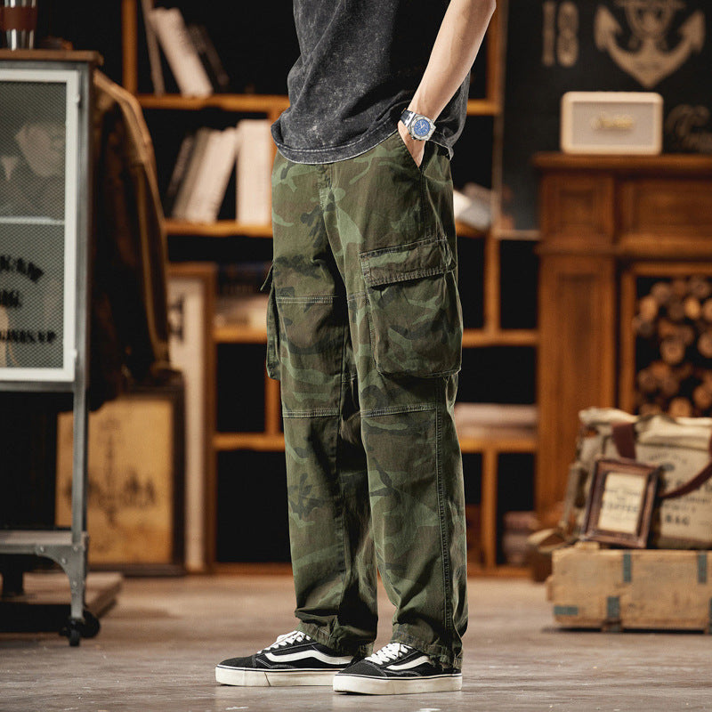 Herren Relaxed-Fit Camouflage-Cargohose mit seitlichen Klappentaschen und Kordelabschlüssen Drune