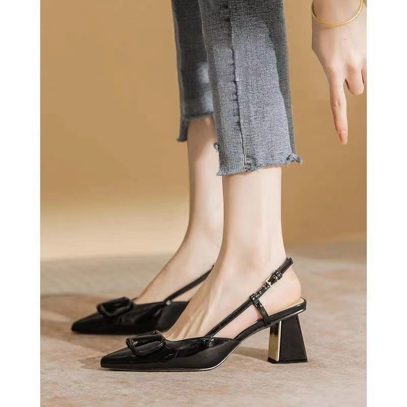 Damen Slingback Pumps mit dekorativen Metallakzenten und komfortablem Blockabsatz Drune