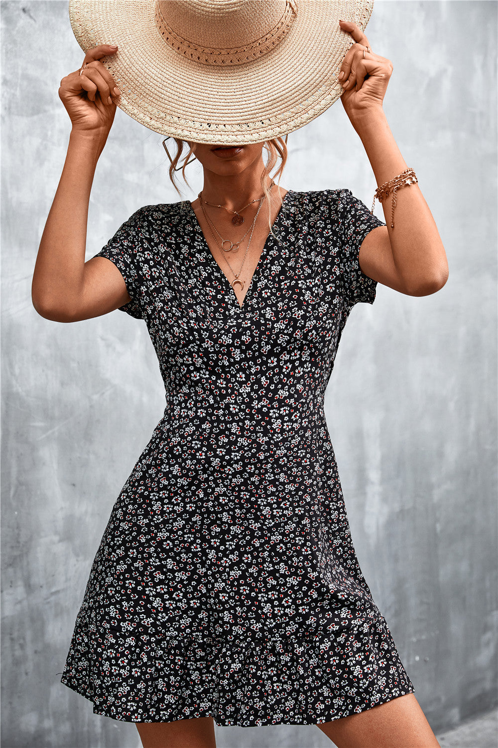 Damen Sommerliches Minikleid mit floralem Design und verspieltem Saum Drune