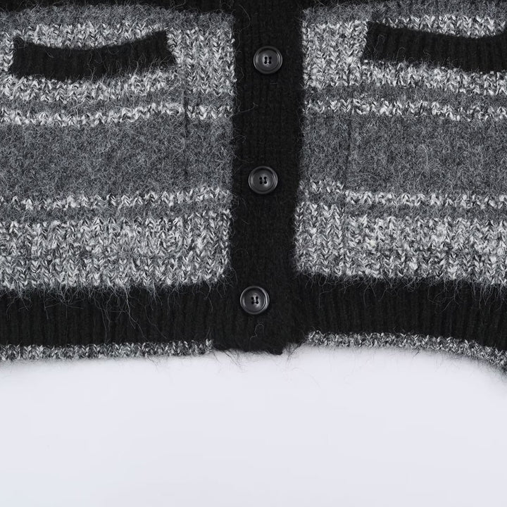 Damen Oversize Strickcardigan mit V-Ausschnitt, Streifenmuster und aufgesetzten Taschen Drune
