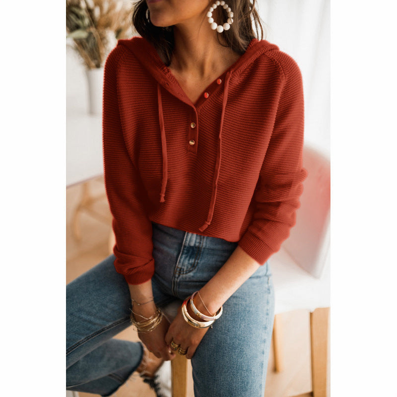 Damen Kurzarm Hoodie mit modernen Knopfdetails und elastischen Saum Drune