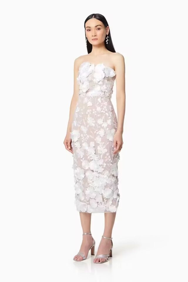 Damen Kleid mit floralem Stickdesign und elegantem körpernahen Schnitt Drune