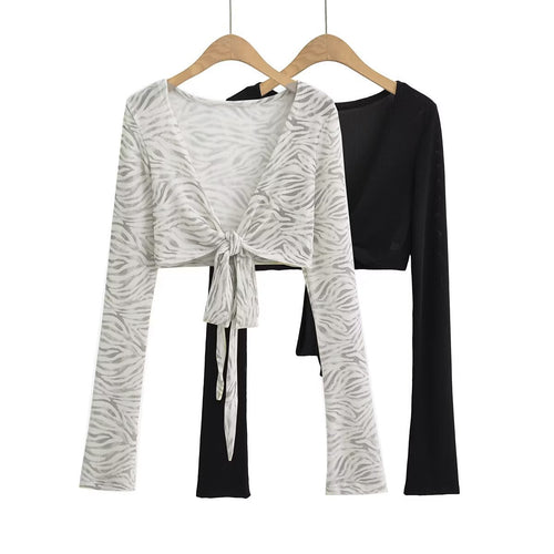 Damen cropped Langarmtop mit raffiniertem Knoten-Design und elastischem Stoff Drune