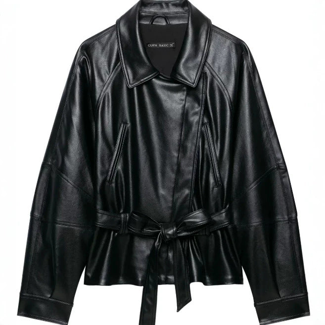 Damen Kurzjacke aus veganem Leder mit Taillengürtel und überschnittenen Schultern Drune