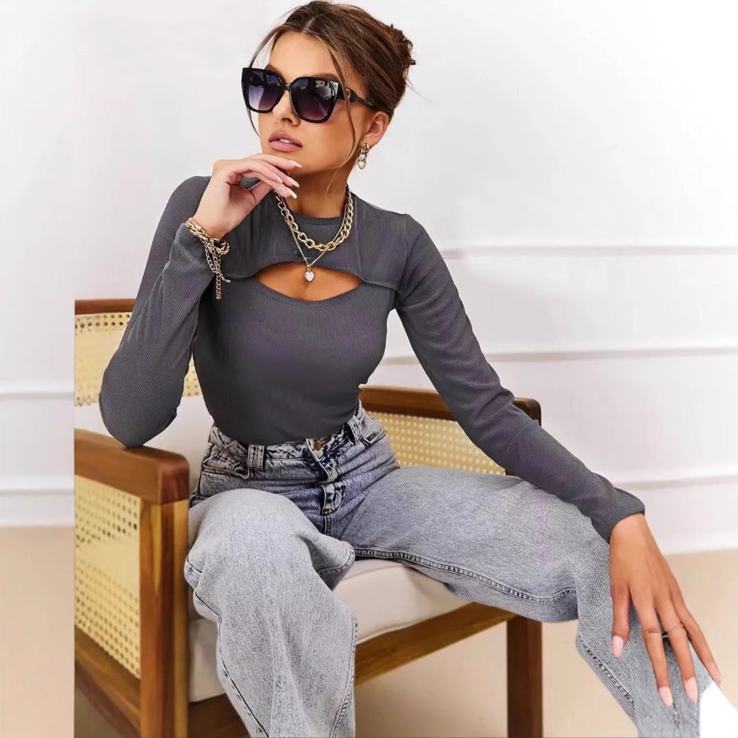 Damen Langarmshirt mit kreativem Ausschnitt und feiner Rippstruktur