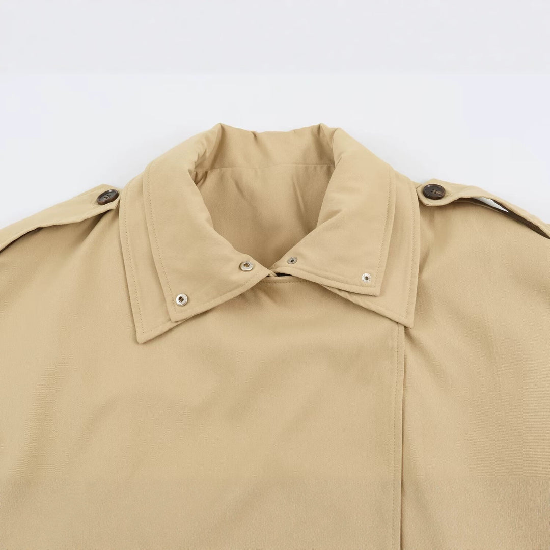 Damen Kurztrenchjacke im Oversize-Schnitt mit doppelter Knopfreihe und Schulterriegeln Drune