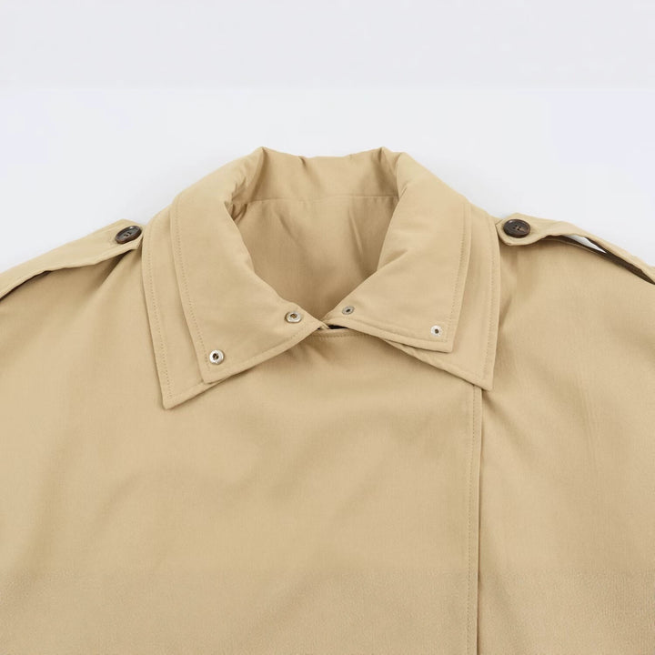 Damen Kurztrenchjacke im Oversize-Schnitt mit doppelter Knopfreihe und Schulterriegeln Drune