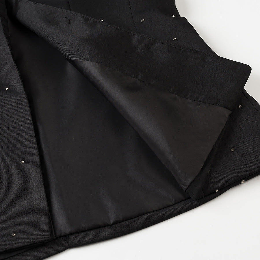 Damen nan elegant taillierter Blazer ohne Kragen mit Ziersteinbesatz Drune