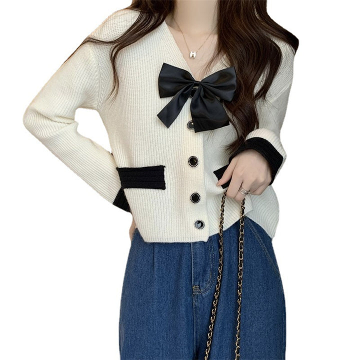Damen Modische Strickjacke mit raffiniertem Satinband und Knopfdetails Drune