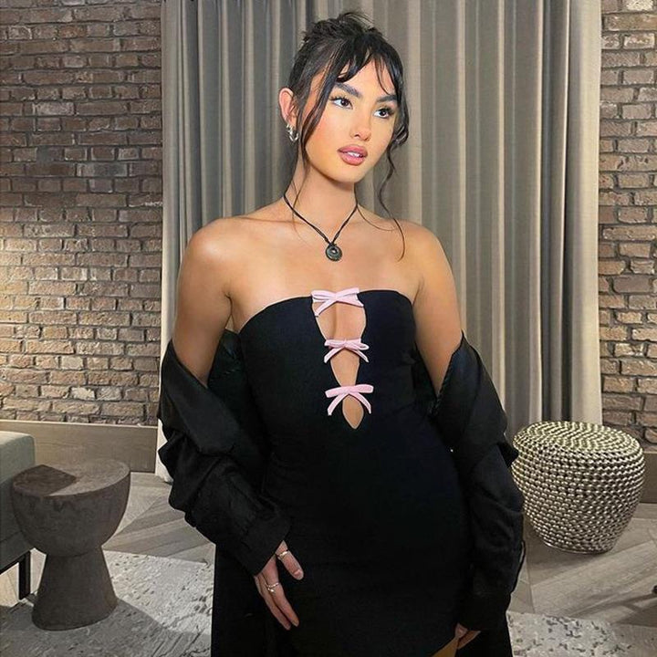 Damen Kurzes Kleid mit raffiniertem Schnür-Design und transparenten Einsätzen Drune
