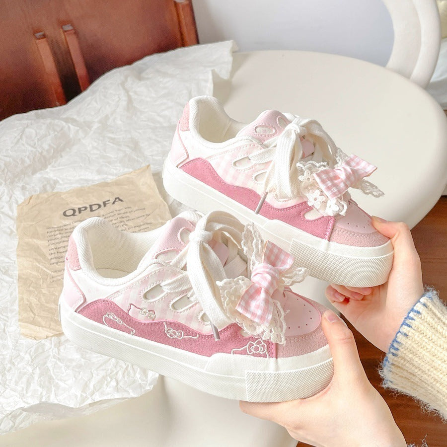 Damen Sneakers mit verspielt romantischen Details und komfortablen Sohlen Drune