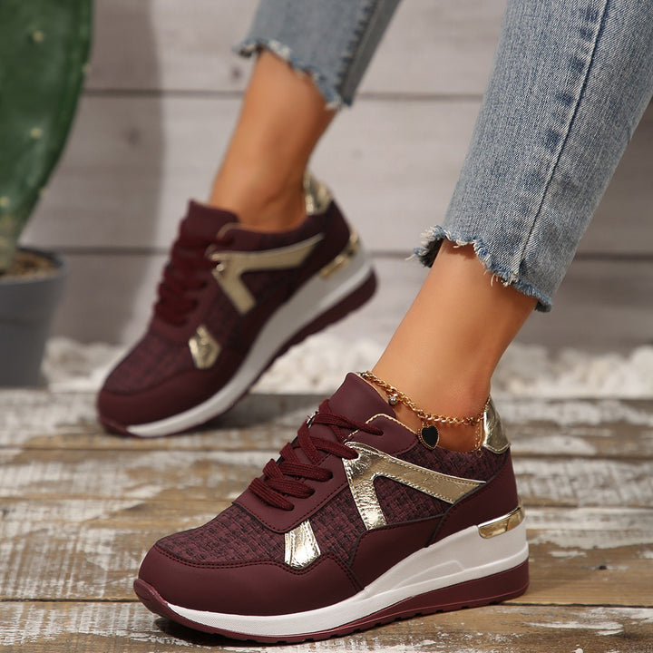 Damen sportlicher Keil-Sneaker mit gepolstertem Memory-Fußbett und eleganten Metallic-Akzenten Drune