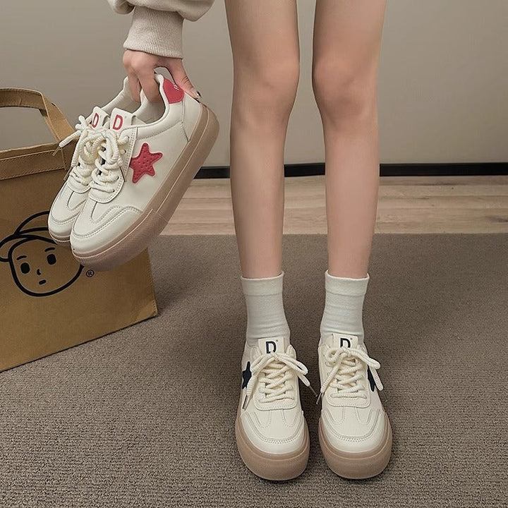 Damen Sportliche Sneakers mit verspielten Stern-Applikationen und bequemer Sohle Drune