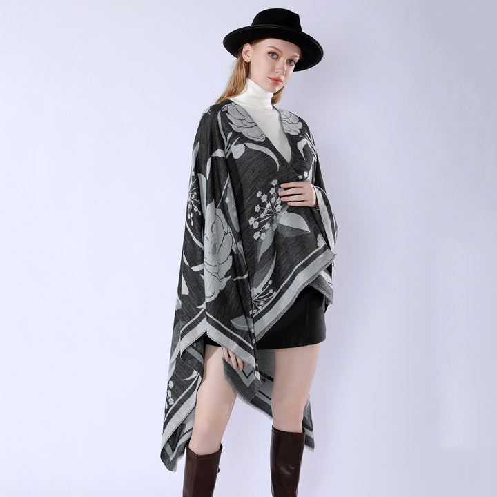 Damen Floraler Jacquard-Überwurf im kastigen Kimono-Fall mit feiner Fransenkante Drune