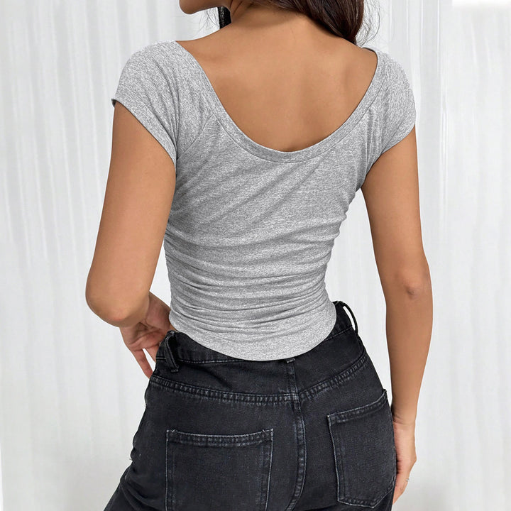 Damen figurbetontes Crop-Top mit Raffungen und Rundhalsausschnitt Drune