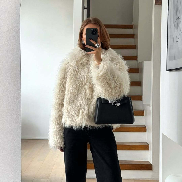 Damen Kurze shaggy Kunstpelzjacke mit Kapuze und hochfloriger Textur Drune