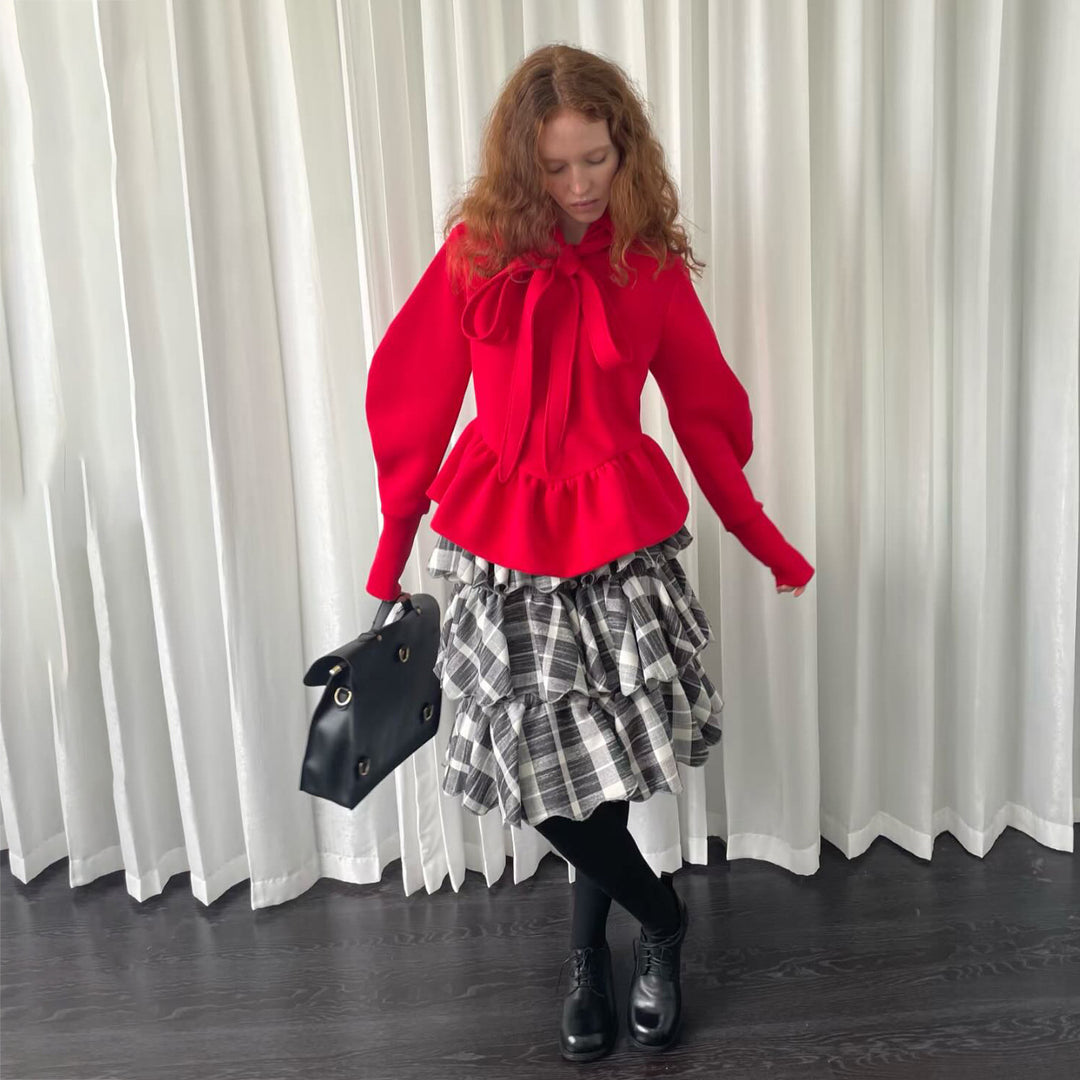 Damen Pullover mit Krawatten-Detail und Volant Drune