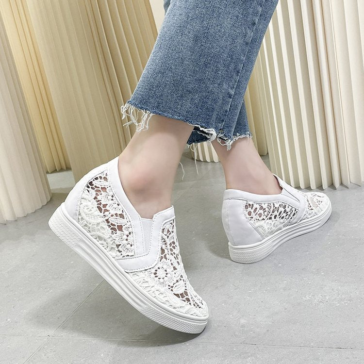 Damen Slip-On Keil-Sneaker mit Spitzen-Obermaterial Drune