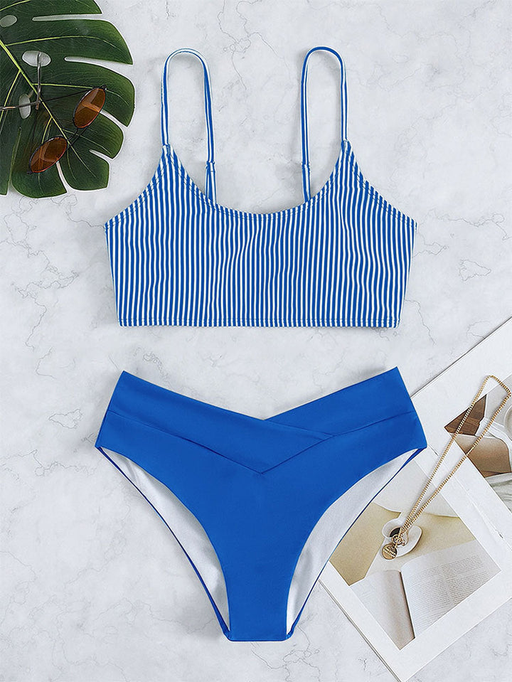 Damen Bikini-Set mit gestreiftem Oberteil und hoch geschnittenem Höschen Drune