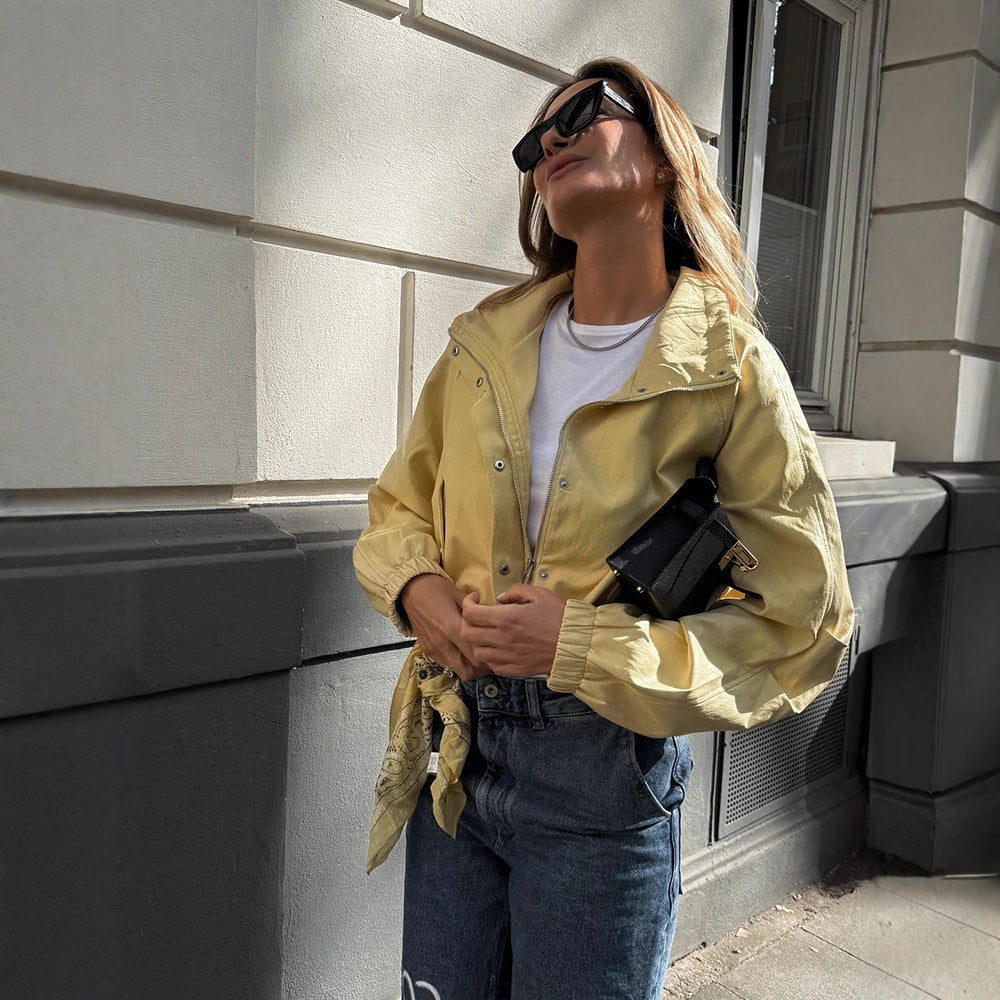 Damen Kurze Satinoptik-Bomberjacke mit Reißverschluss, Druckknöpfen & elastischen Bündchen Drune