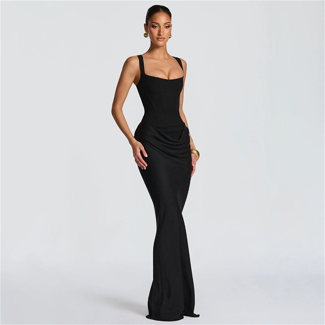 Damen Elegantes Maxikleid mit figurformendem Schnitt und zarten Drapierungen Drune