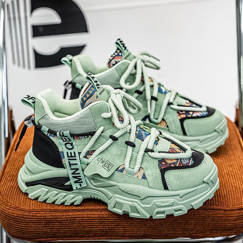 Damen Chunky-Plateau-Sneaker mit Ethno-Textil-Overlays und robuster Profilsohle Drune