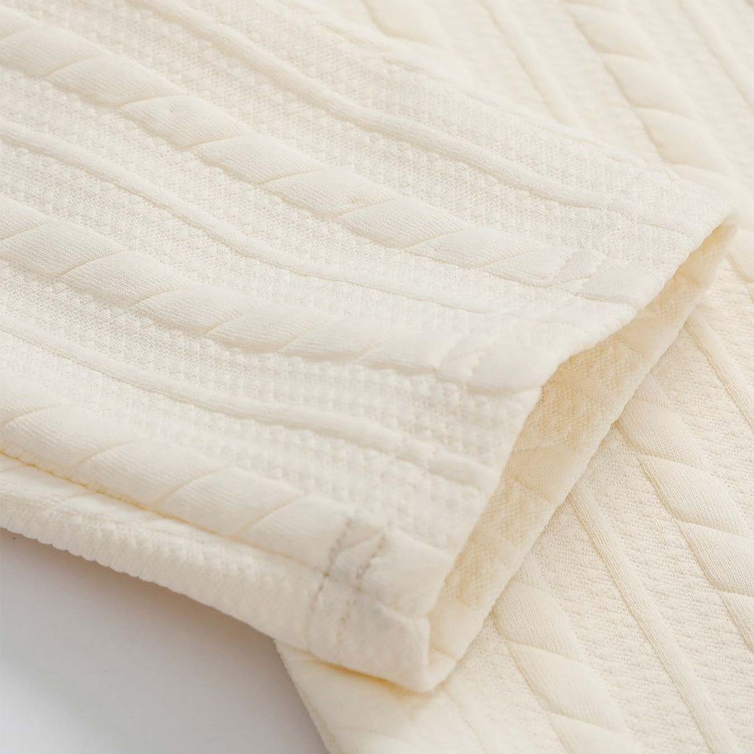 Herren Feinstrick-Rundhals-Pullover mit Zopfmuster, geradem Saum & entspannter Passform Drune