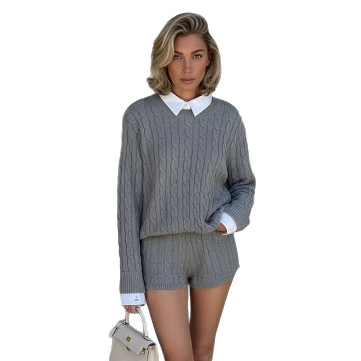 Damen nan Zopfmuster-Strickset mit Oversize-Pullover, kontrastierendem Hemdblusenkragen und Highwaist-Shorts Drune