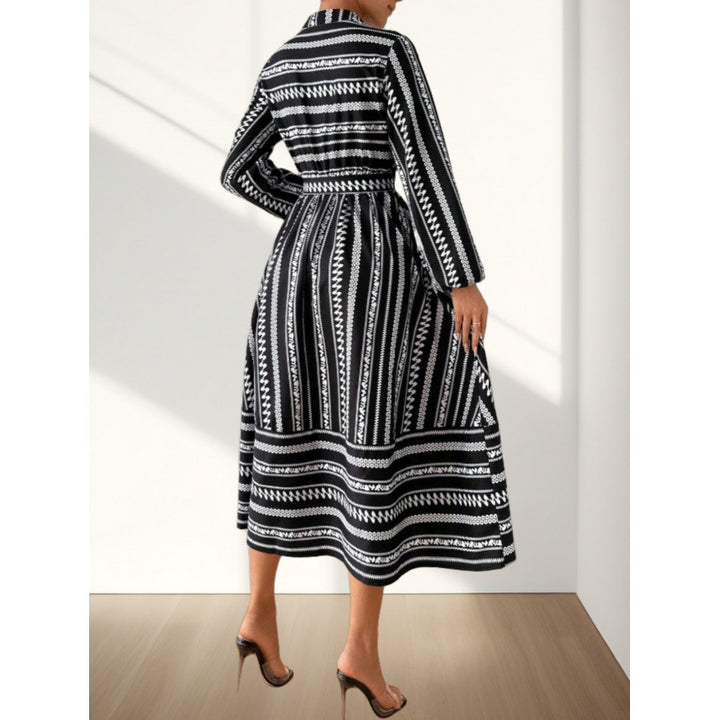 Damen Maxikleid mit modernem geometrischem Muster und schönem Taillengürtel Drune
