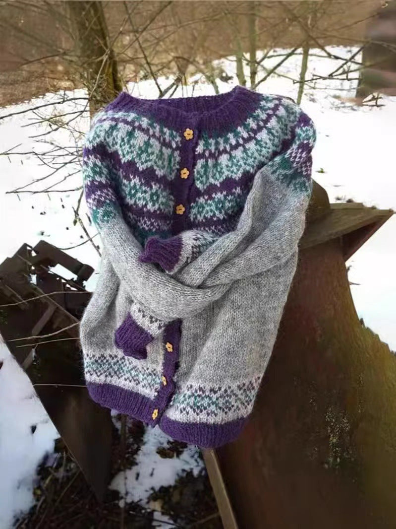 Damen nan gemusterte Strickjacke mit Rundpasse, Holzknöpfen und Eingrifftaschen Drune