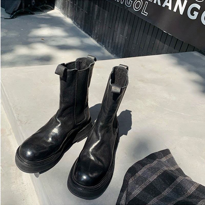 Damen Chunky Chelsea‑Boots aus Glattleder mit gezahnter Plateau‑Sohle und Zuglaschen Drune