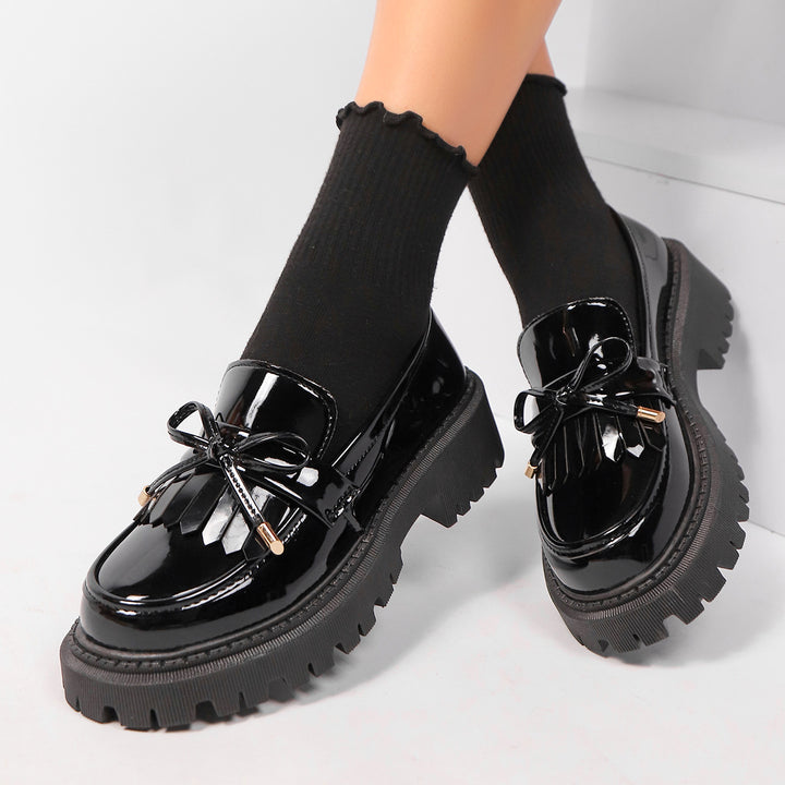 Damen  Lackoptik Loafer mit Quastenfransen Zierschleife und robuster Traktorsohle Drune