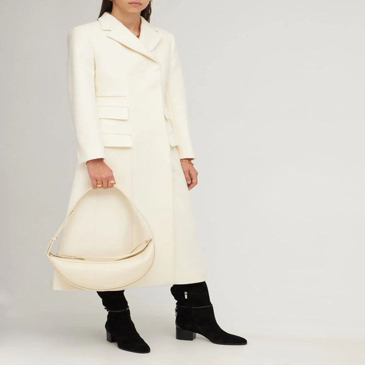Damen Langmantel im minimalistischen Blazer‑Stil mit verdeckter Knopfleiste und dreifacher Pattentasche Drune