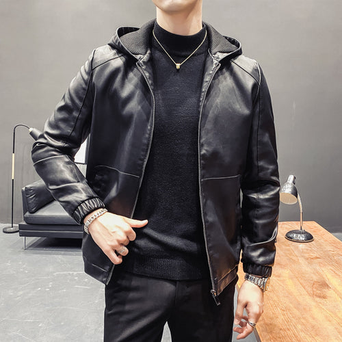 Herren Kapuzen-Lederimitatjacke im Slim‑Fit mit Reißverschluss und Raglanärmeln Drune