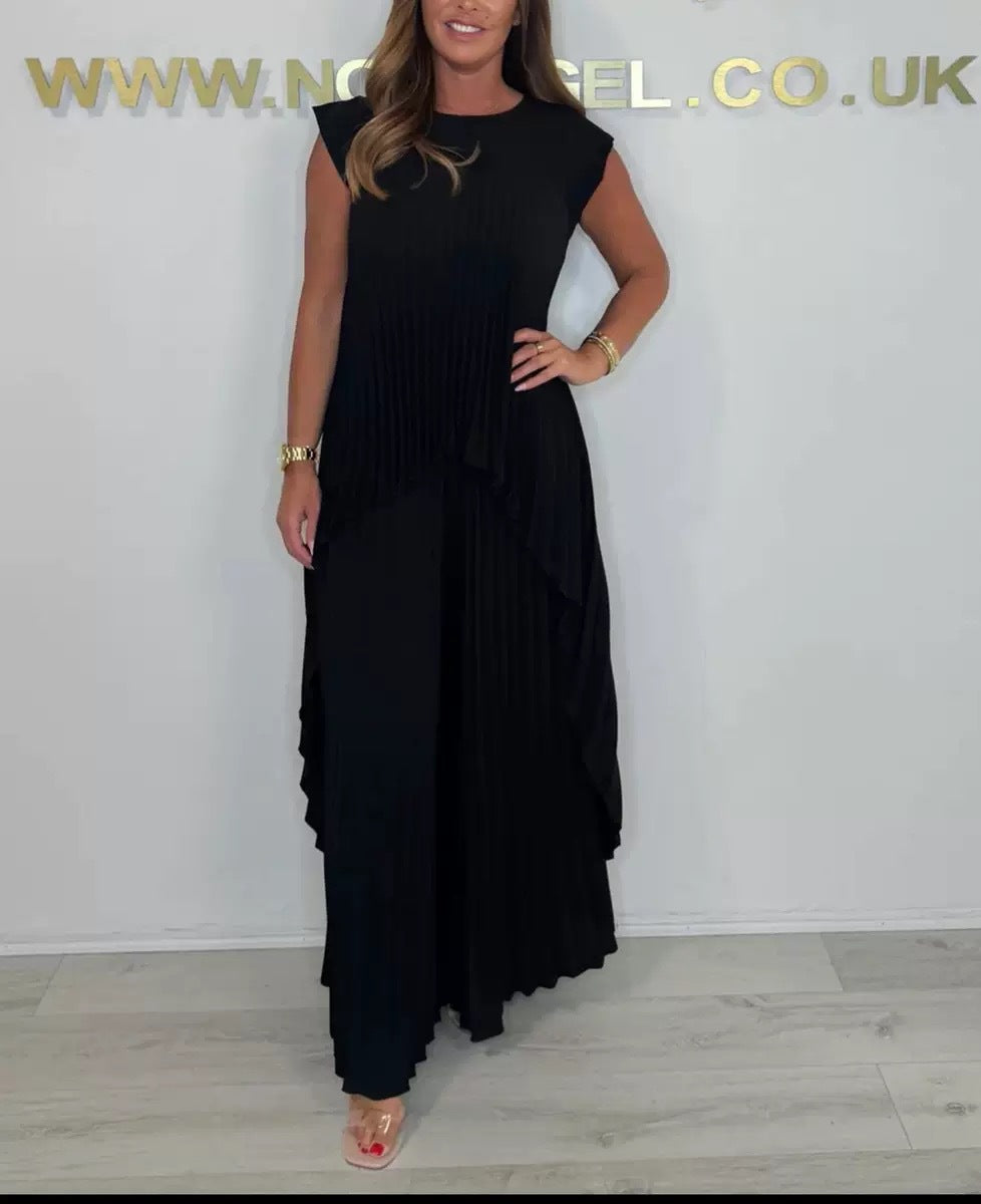 Damen Plissiertes Jumpsuit mit fließendem Schnitt und asymmetrischem Design Drune