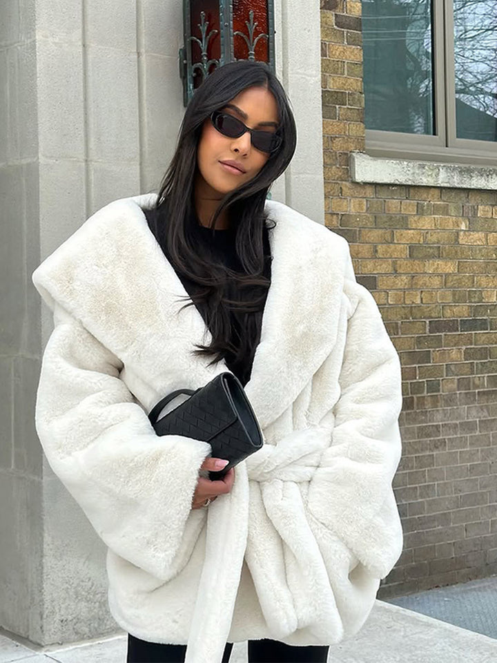 Damen Oversize Teddy-Mantel mit extragroßem Schalkragen und Wickelgürtel Drune
