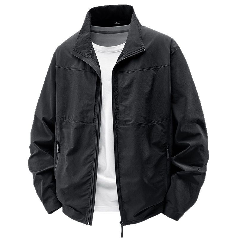 Herren Leichte urbane Windjacke mit Stehkragen, wasserabweisender Gewebemischung und verdeckten Reißverschlüssen Drune