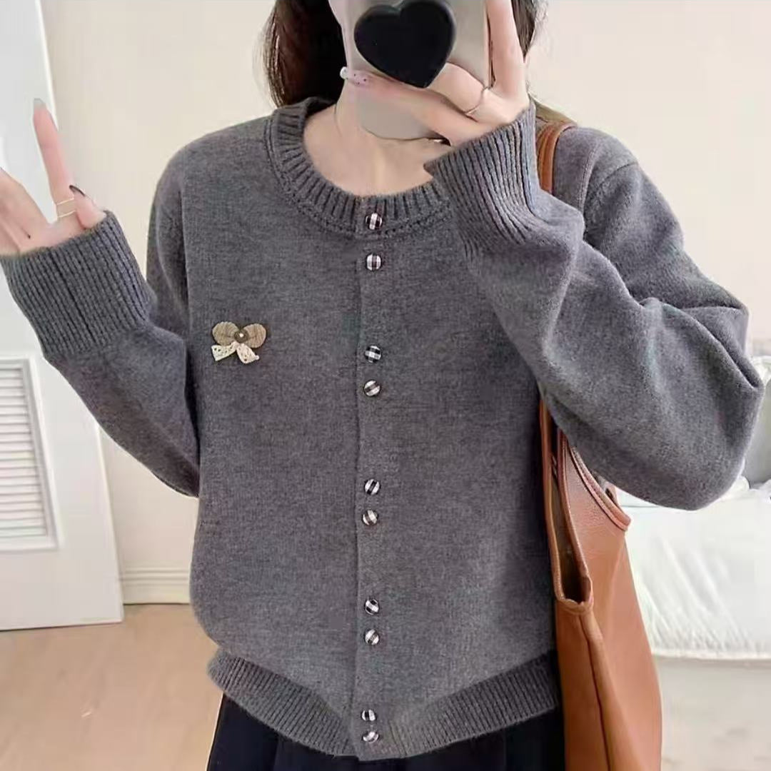 Damen gemütlicher Strickcardigan mit glänzenden Knöpfen und dekorativer Applikation Drune
