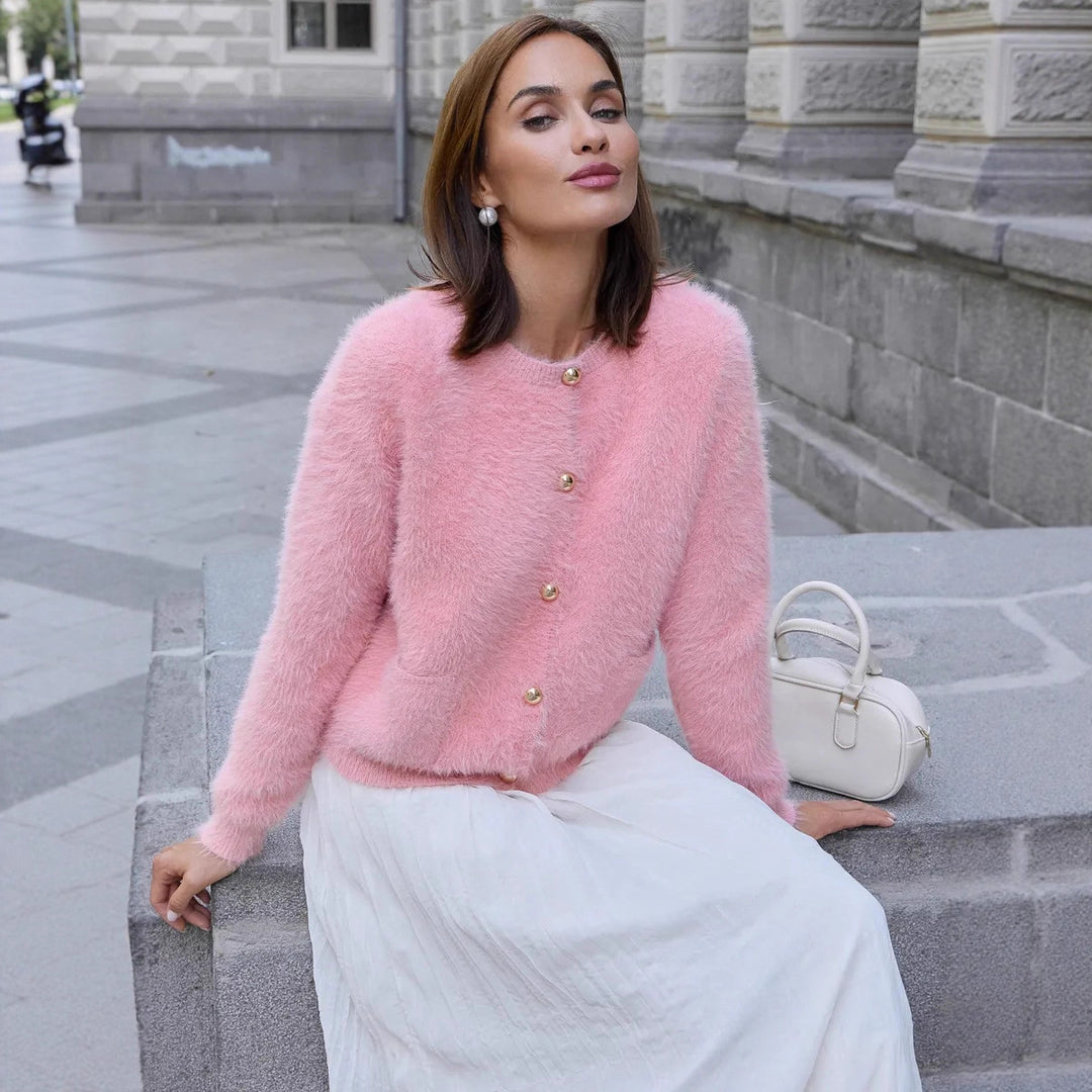 Damen Flauschige Strickjacke mit goldenen Knöpfen Drune