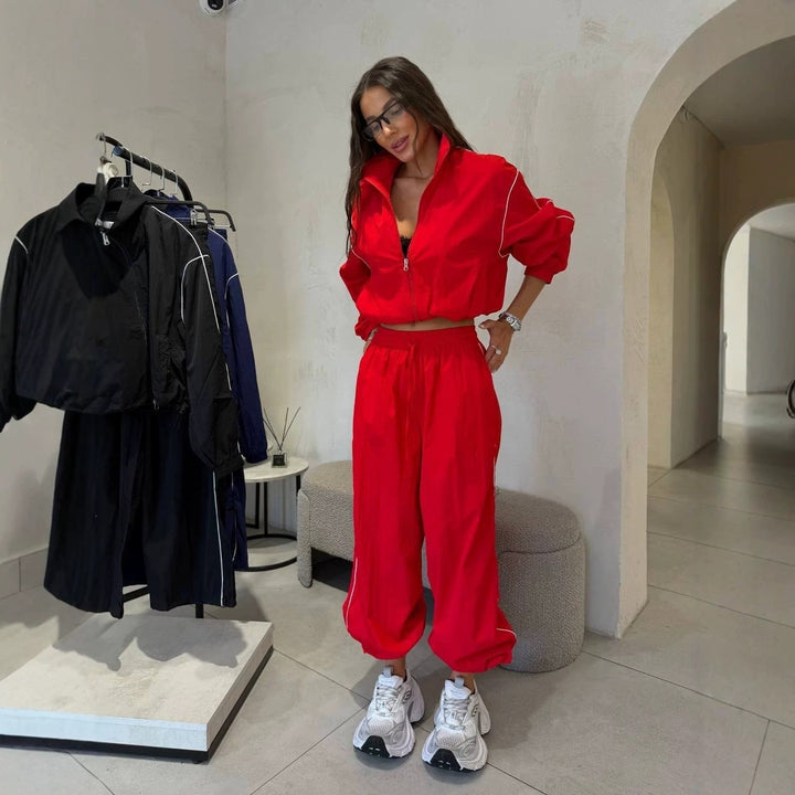 Damen Kurzgeschnittenes Windbreaker-Set mit weiter Trackhose und Kontrastpaspel Drune