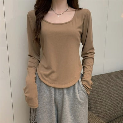 Damen Langarmshirt mit schickem Rundhalsausschnitt und figurbetontem Schnitt