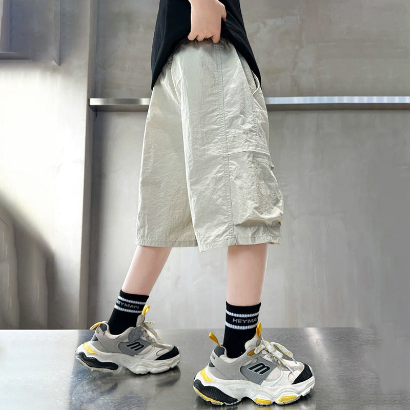 Unisex Cargo-Shorts mit praktischen Taschen von Drune