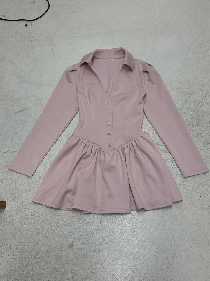 Damen Tailliertes Hemdkleid mit Korsagennaht, Knopfleiste und gerafftem Volantrock Drune