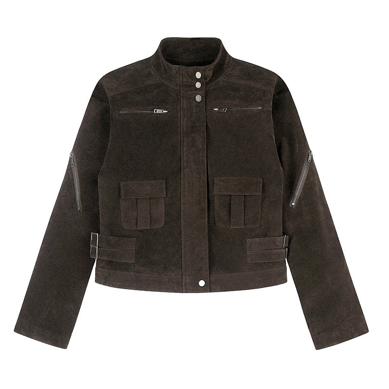 Damen Kurz geschnittene Wildlederjacke mit Stehkragen, Utility-Taschen und Seiten-Schnallen Drune