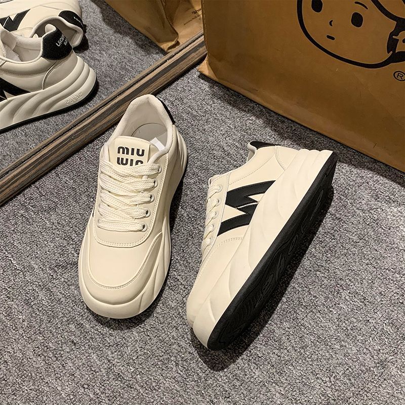 Damen modische Sneaker mit einzigartiger Sohlenstruktur und atmungsaktivem Obermaterial Drune