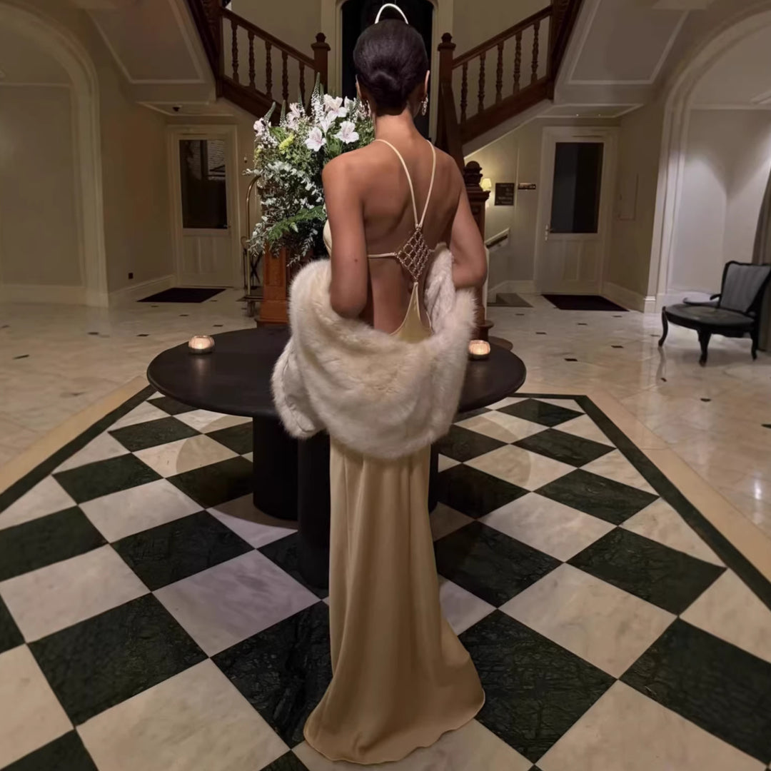 Damen elegantes Maxikleid mit raffiniertem Rückenausschnitt und schimmerndem Material Drune