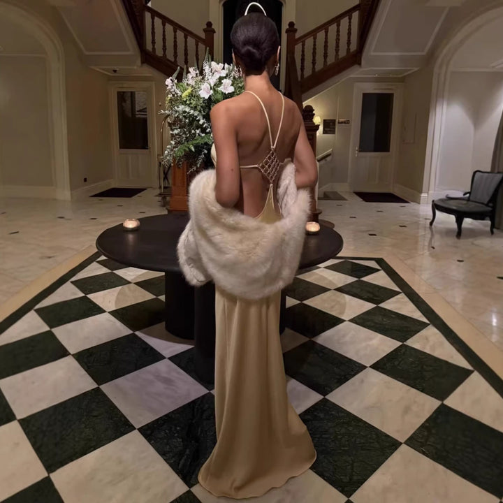 Damen elegantes Maxikleid mit raffiniertem Rückenausschnitt und schimmerndem Material Drune