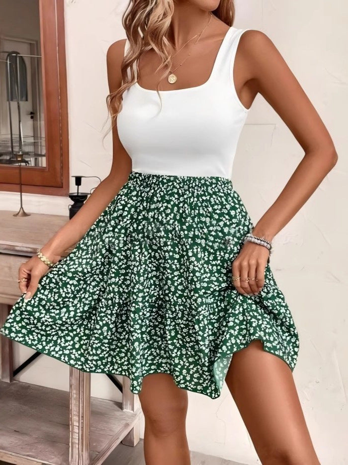 Damen Sommerkleid mit verspieltem Blumenmuster und körpernaher Passform Drune